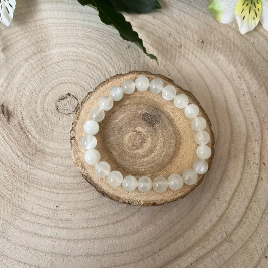 Bracelet pierre de Lune: Énergies féminines et élégance -