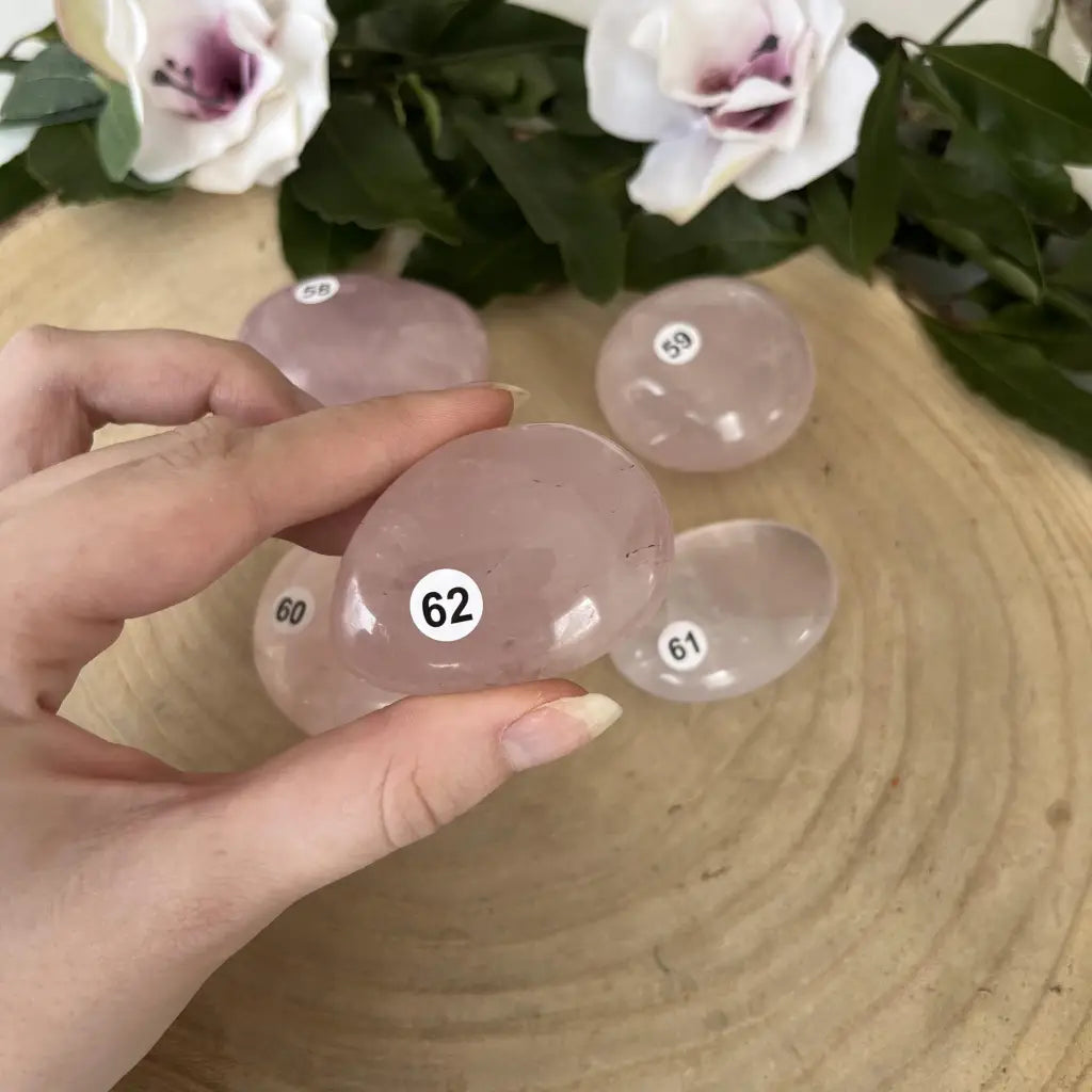 Galet en Quartz Rose – Pierre d’Amour et de Douceur - 62