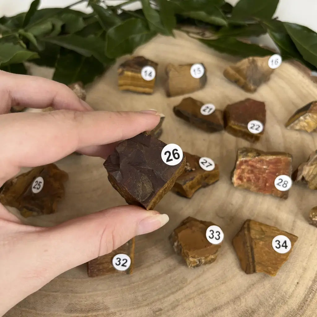 Pierre brute Œil de Tigre – Protection et confiance en soi