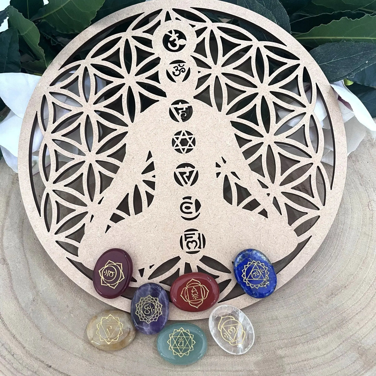 Plaque fleur de vie 7 chakras et ses 7 pierres gravées