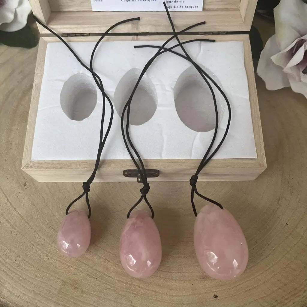 Set de 3 Œufs de Yoni en Quartz Rose Naturel – Coffret