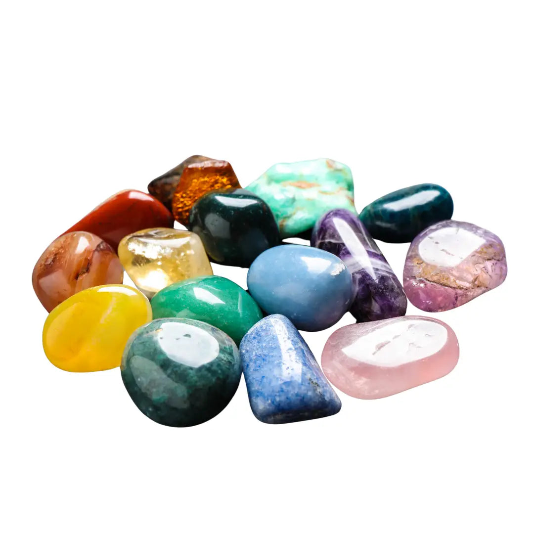 Différentes pierres colorées pour associer les pierres en lithothérapie et amplifier leurs bienfaits