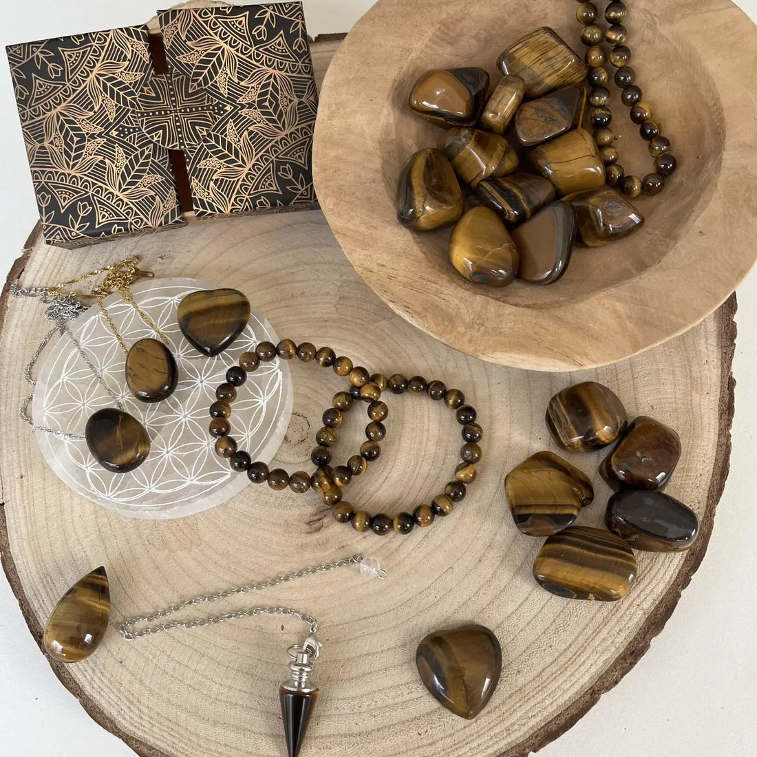 Collection de bijoux en Pierre Œil de Tigre et galets pour force et courage
