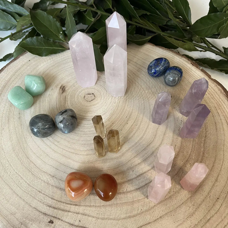 Pierres en Pointe: Précision Naturelle et Beauté Pure