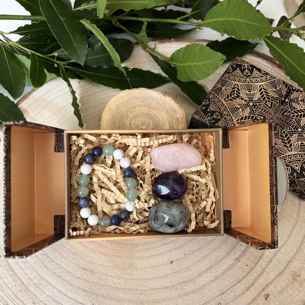 Box Hypersensibilité Pierres Naturelles d'Aura de Roche avec bracelet et trois pierres naturelles pour enfant