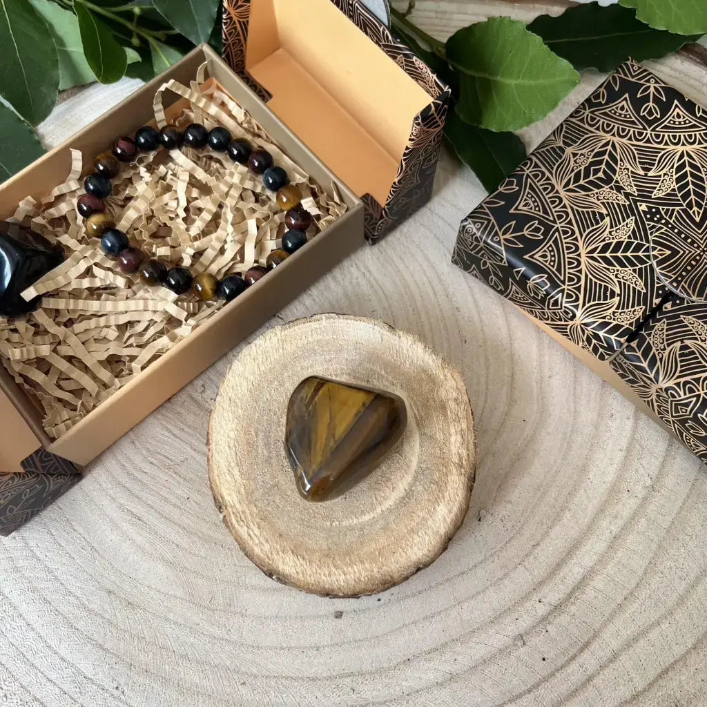 Box Protection Pierres Naturelles avec bracelet en pierres et pierre polie en bois décoratif Aura de Roche