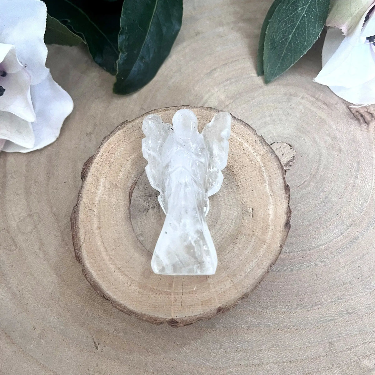 Figurine ange en cristal de roche de 6 cm