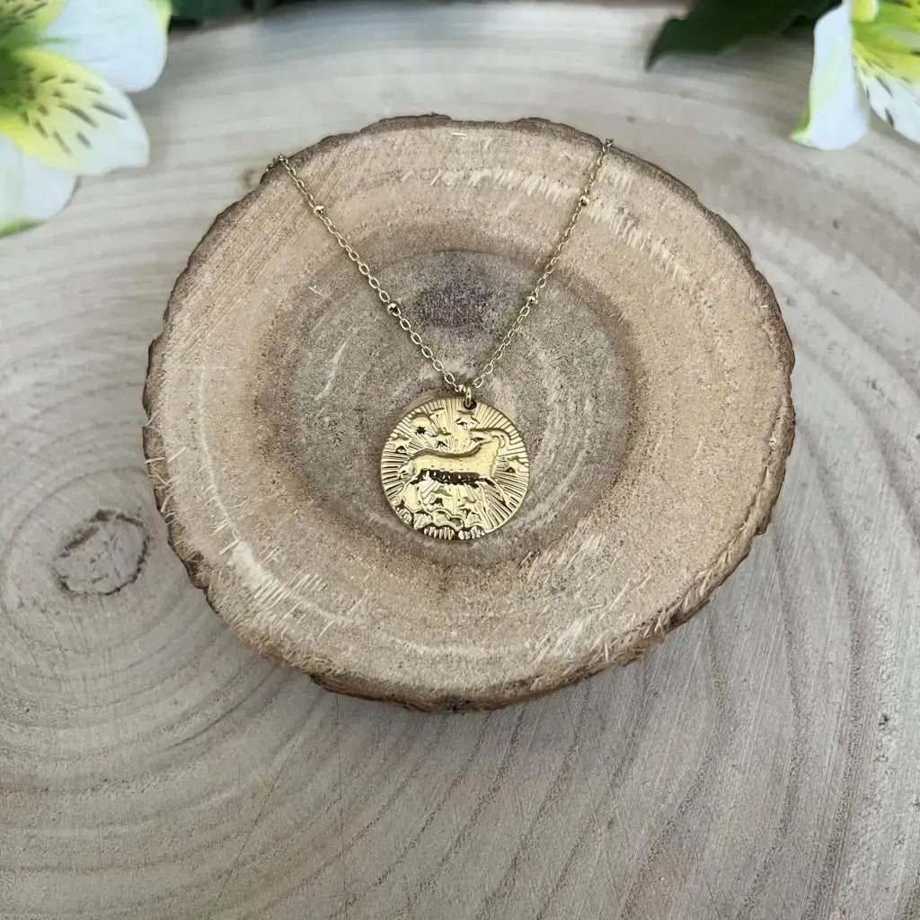 Pendentif Bélier avec Pierre de Pouvoir en bronze sur chaîne délicate pour un look élégant