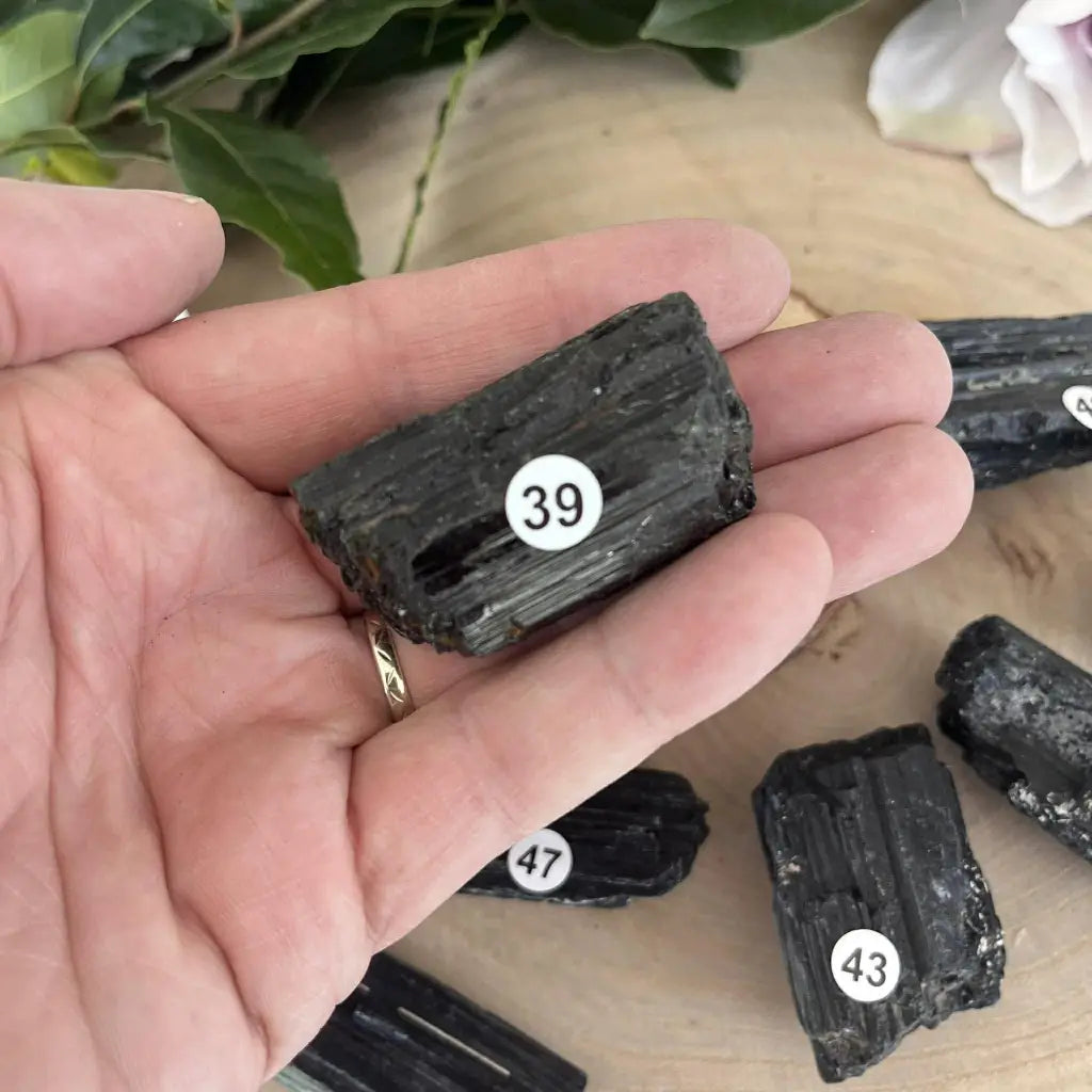 Pierre Brute Tourmaline Noire et Sa Force Naturelle - 39
