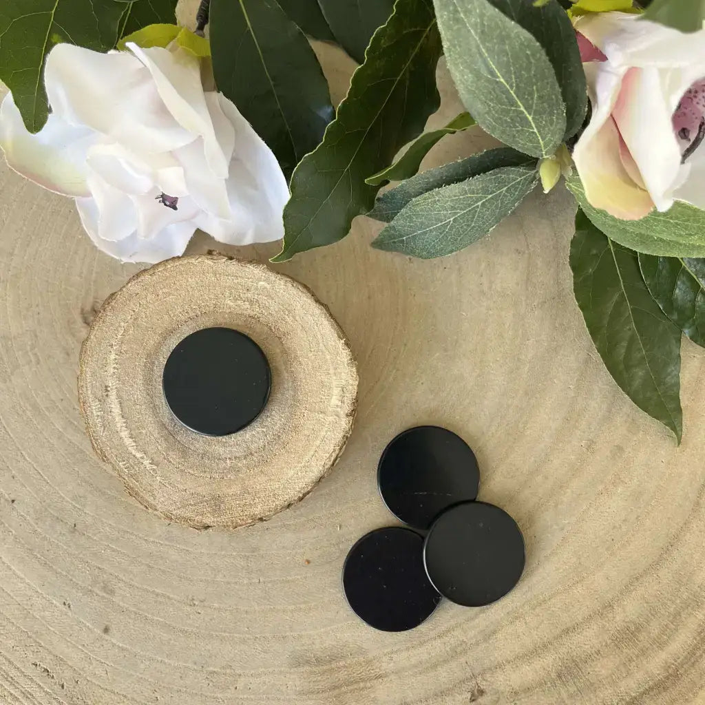 Plaque shungite pour Téléphone à poser, protection élégante et naturelle contre les ondes.